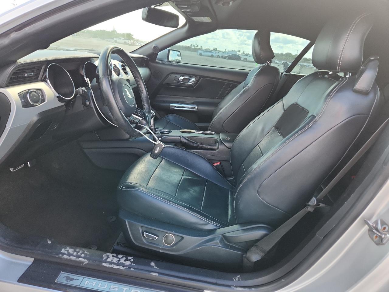 2017 FORD MUSTANG