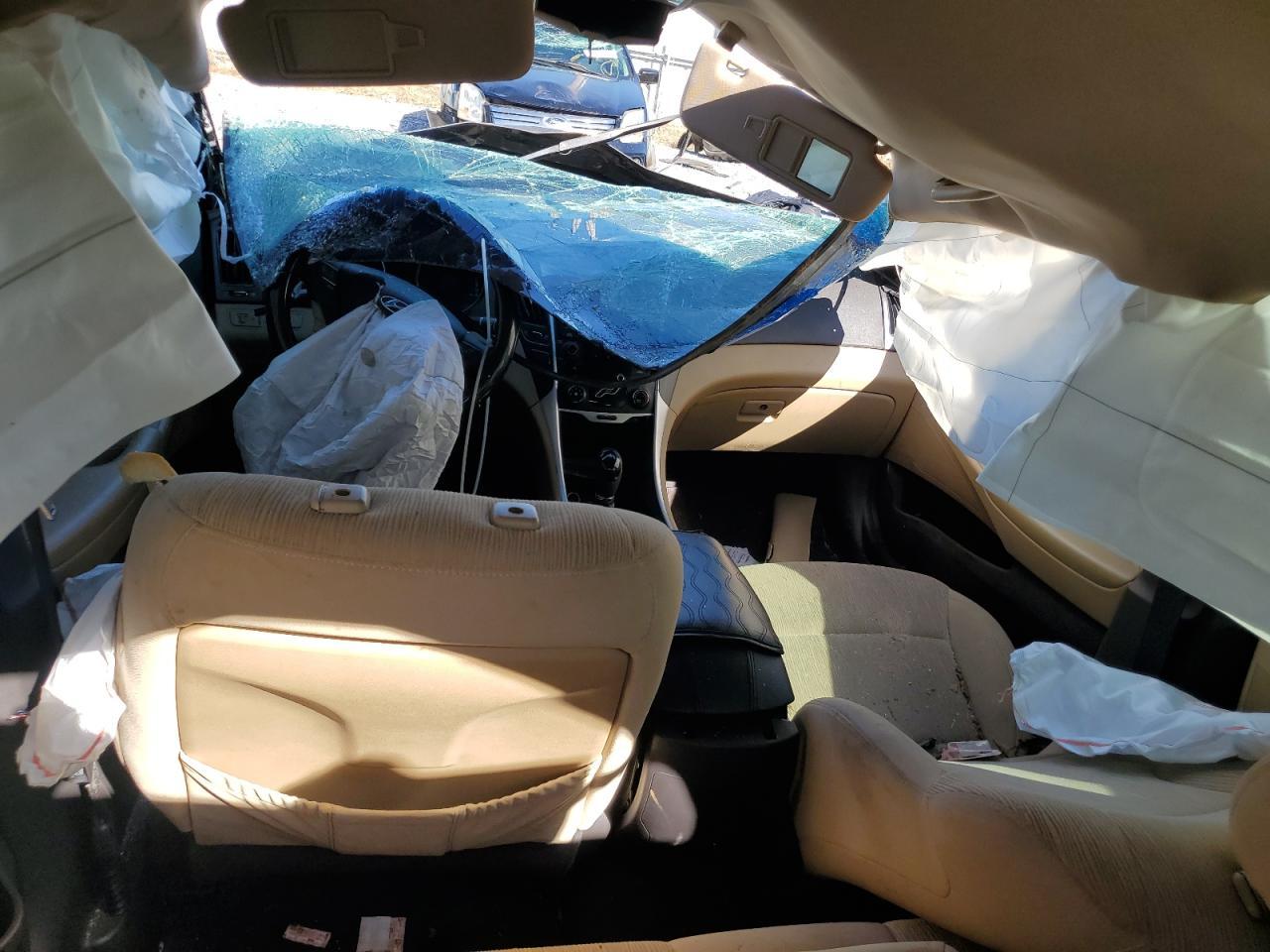 2012 HYUNDAI SONATA
