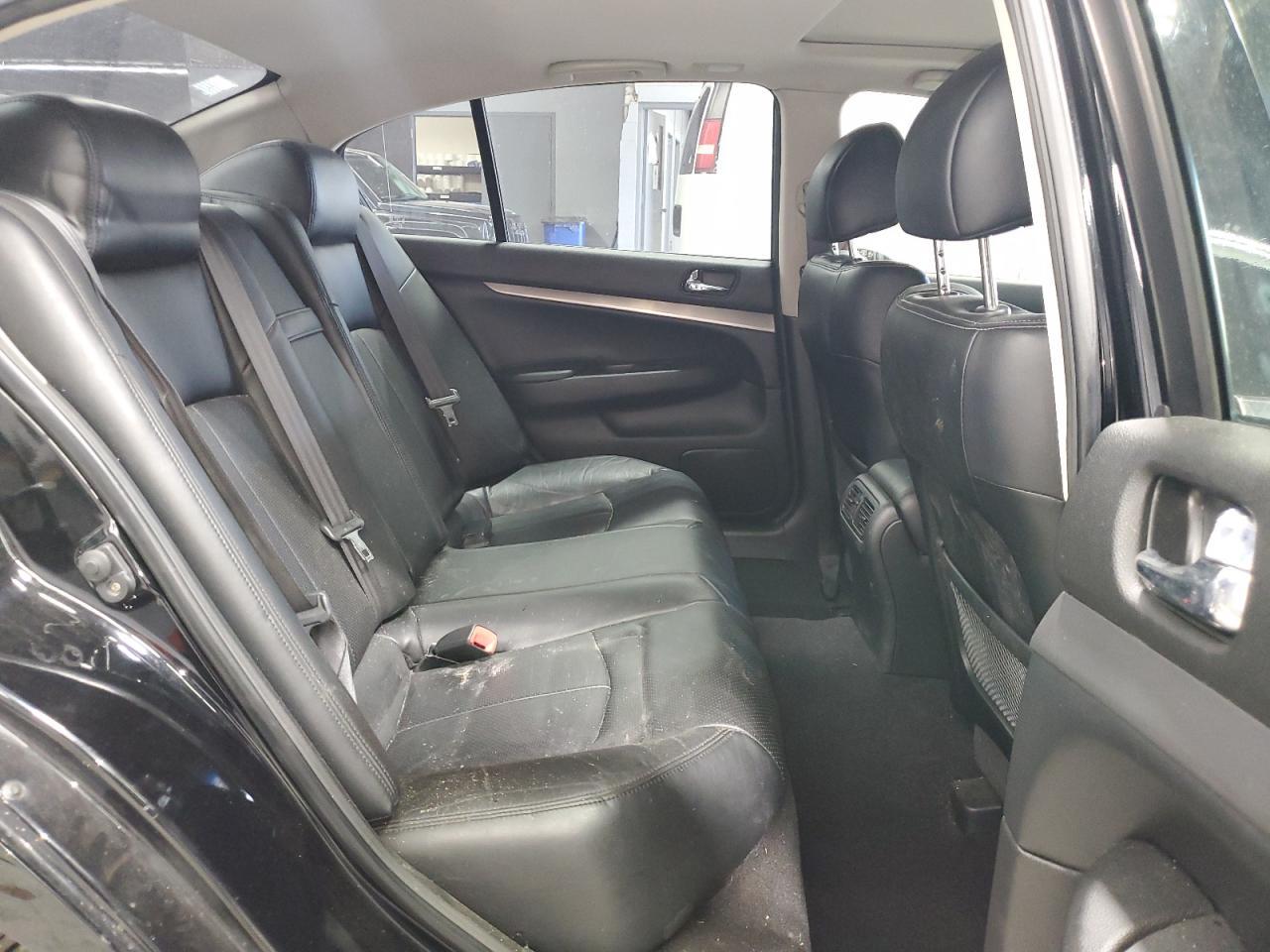 2012 INFINITI G37