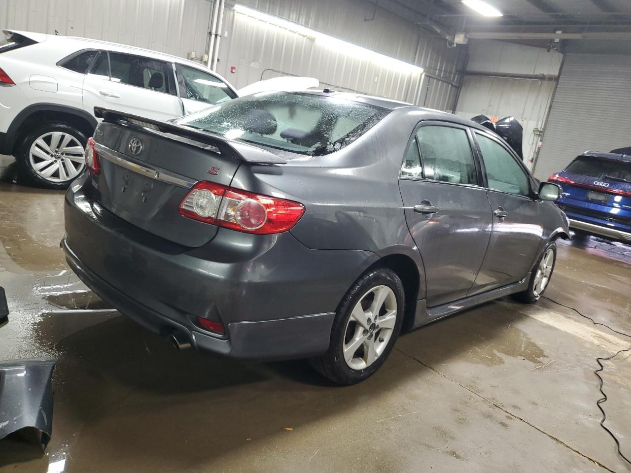 2011 TOYOTA COROLLA