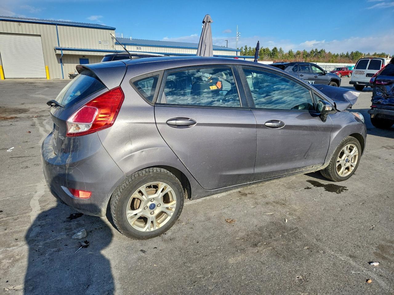 2014 FORD Fiesta
