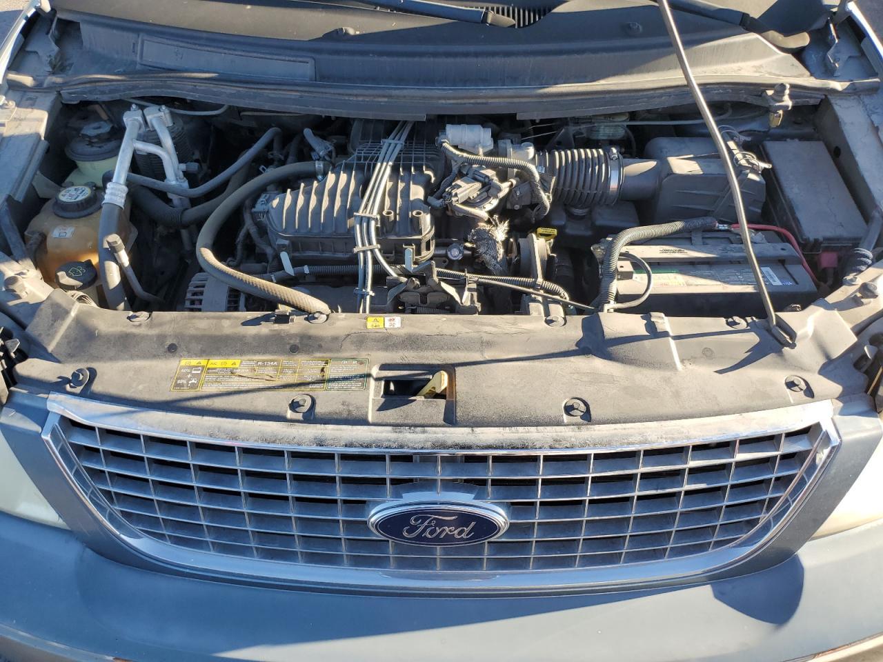 2004 FORD Freestar