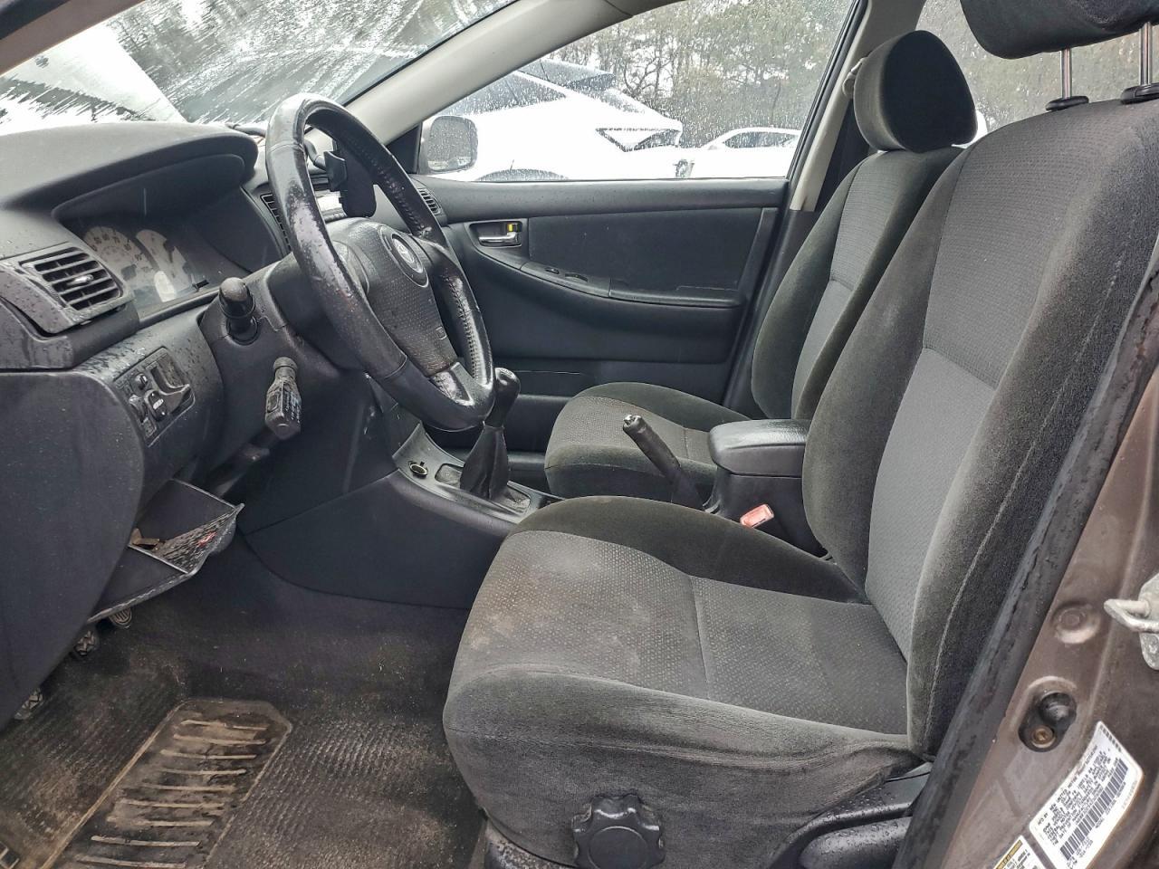 2004 TOYOTA COROLLA
