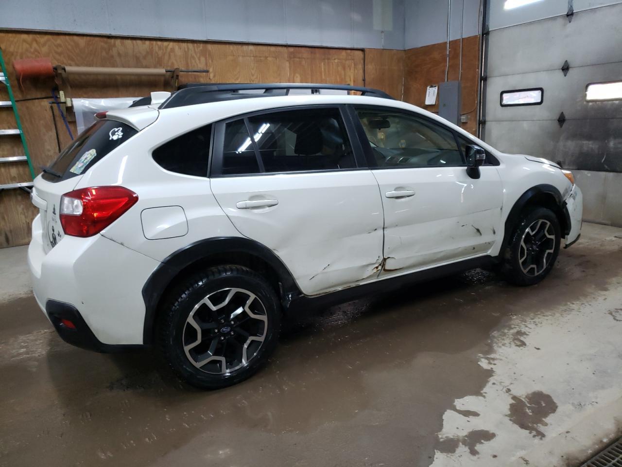 2016 SUBARU Crosstrek