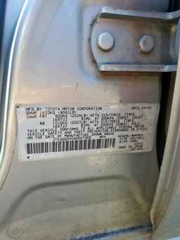 2004 TOYOTA RAV4
