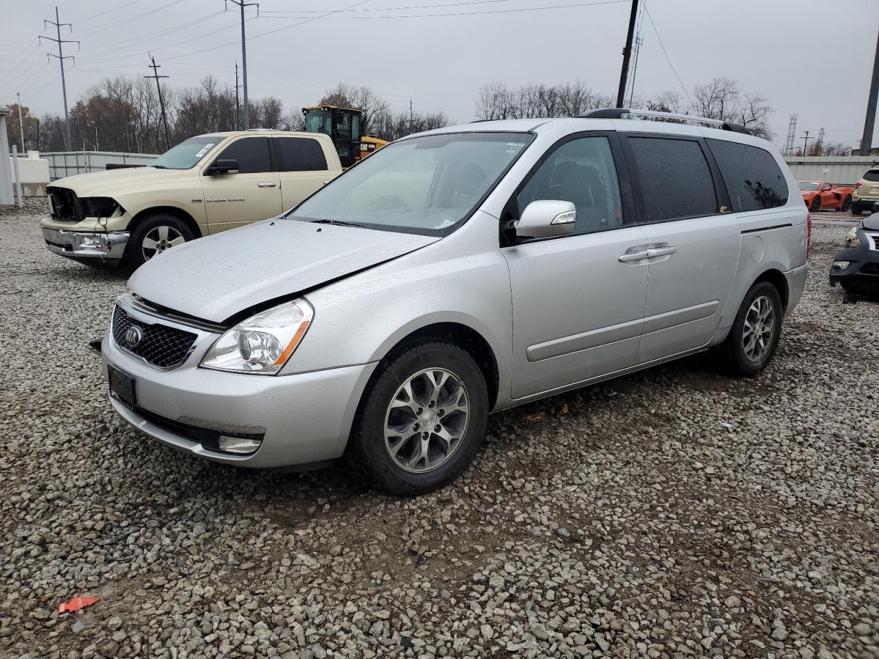 2014 KIA SEDONA