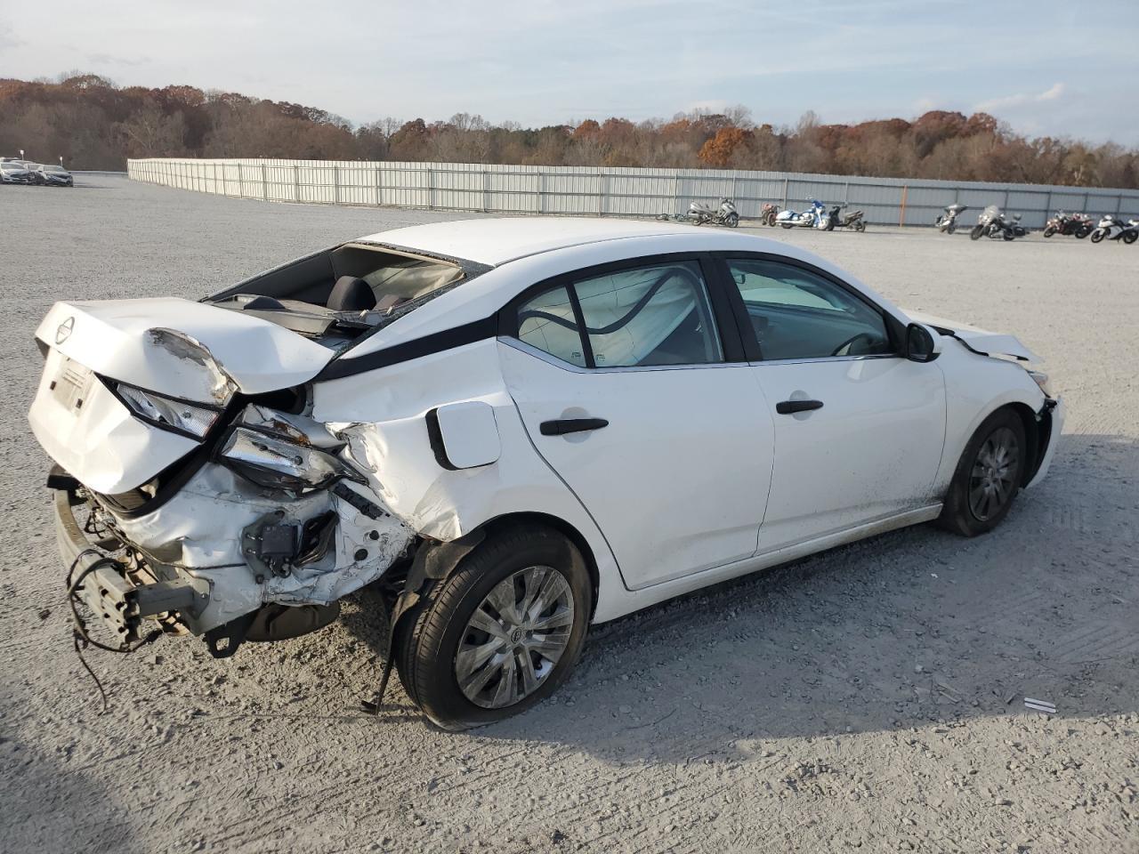 2024 NISSAN SENTRA