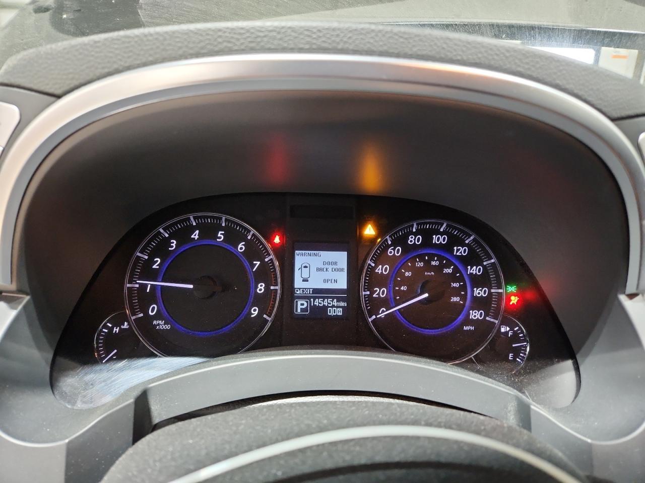 2017 INFINITI QX70