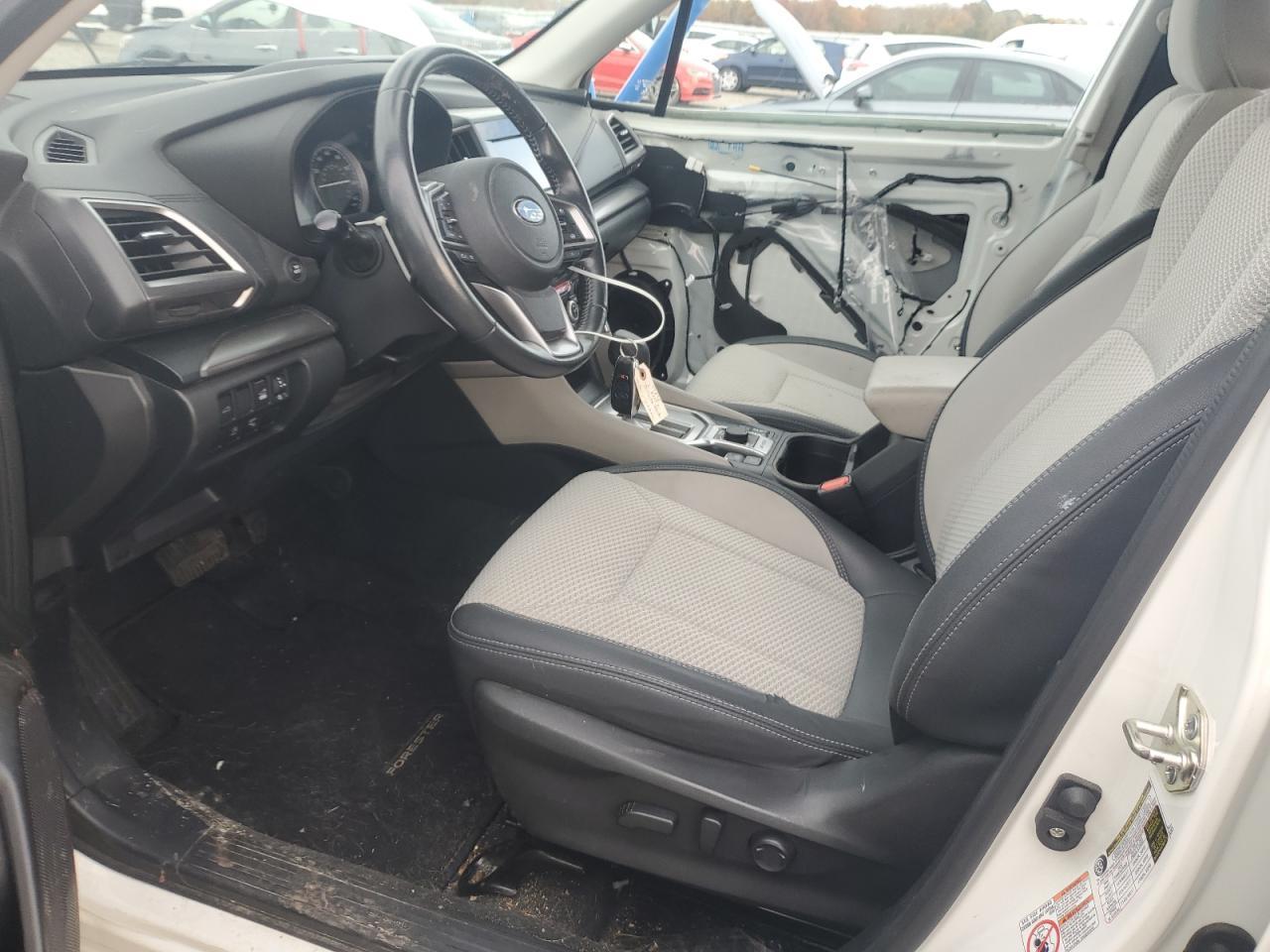 2020 SUBARU FORESTER