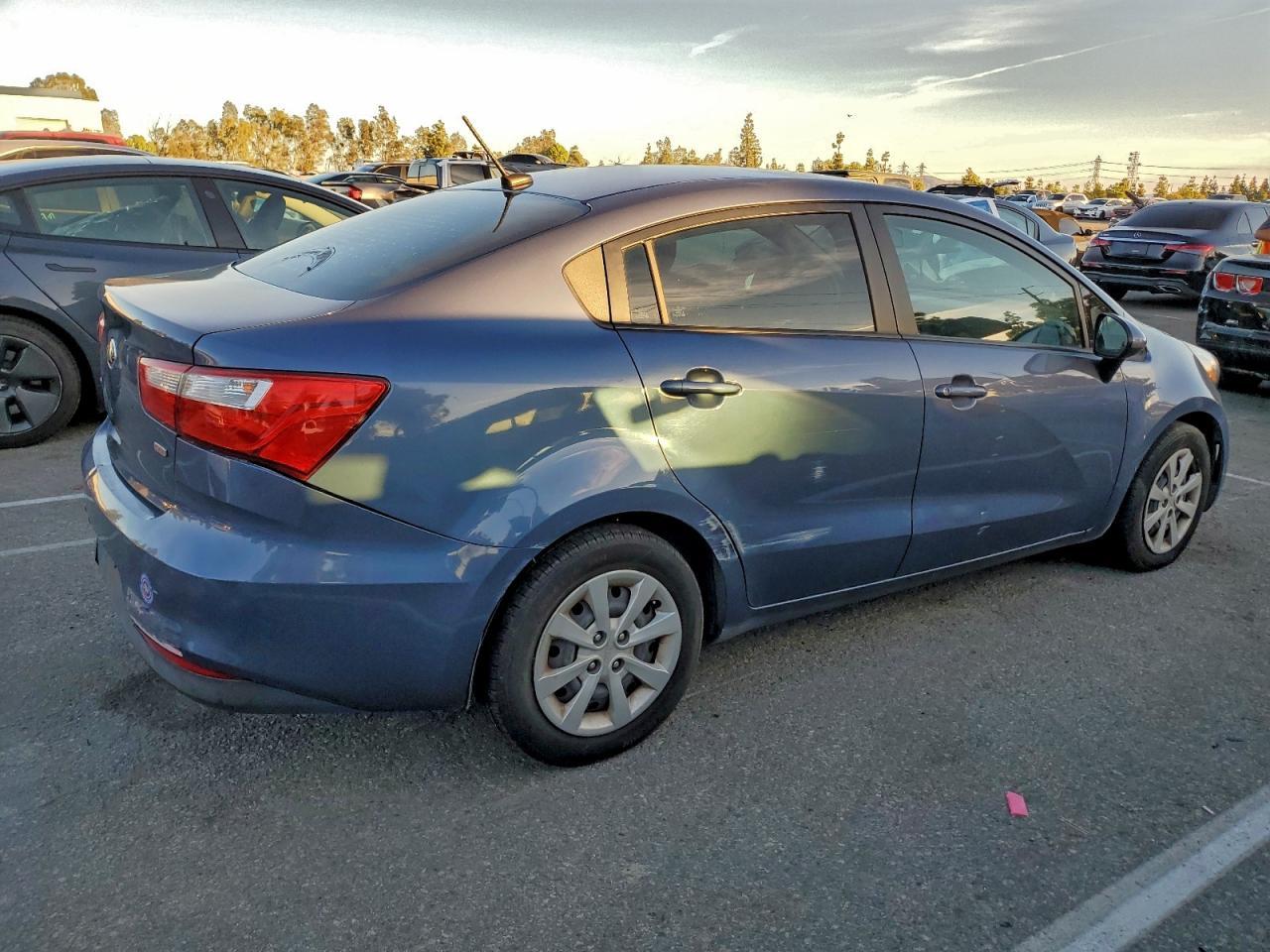 2016 KIA RIO