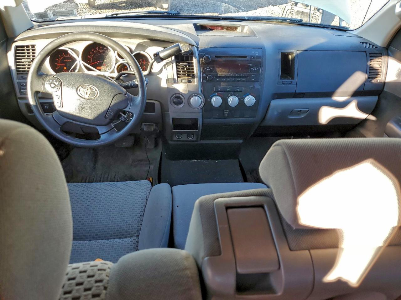 2012 TOYOTA TUNDRA