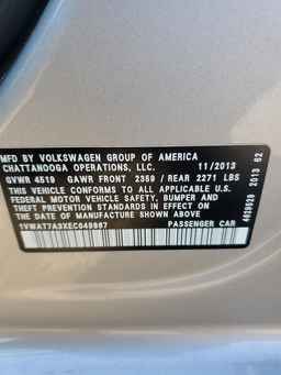 2014 VOLKSWAGEN Passat