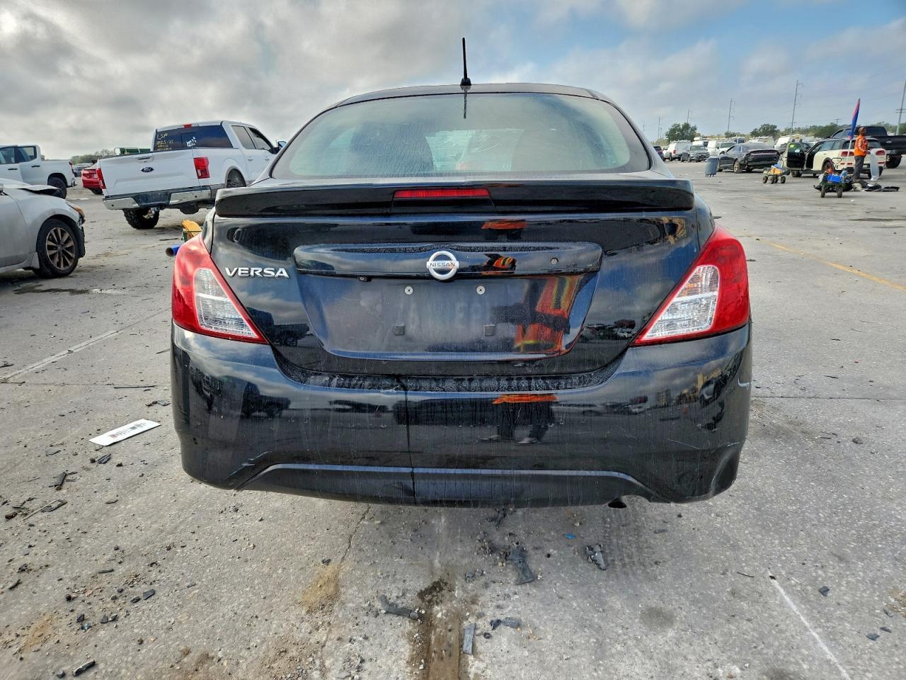2019 NISSAN VERSA