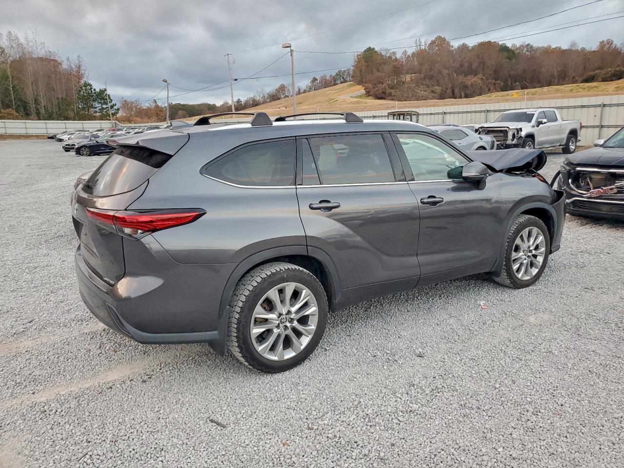 2020 TOYOTA HIGHLANDER