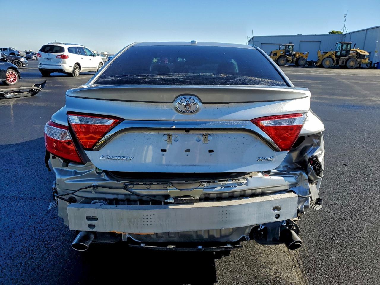 2017 TOYOTA CAMRY