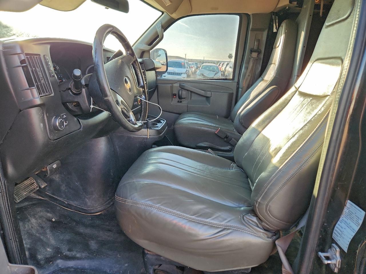 2017 CHEVROLET EXPRESS 2500