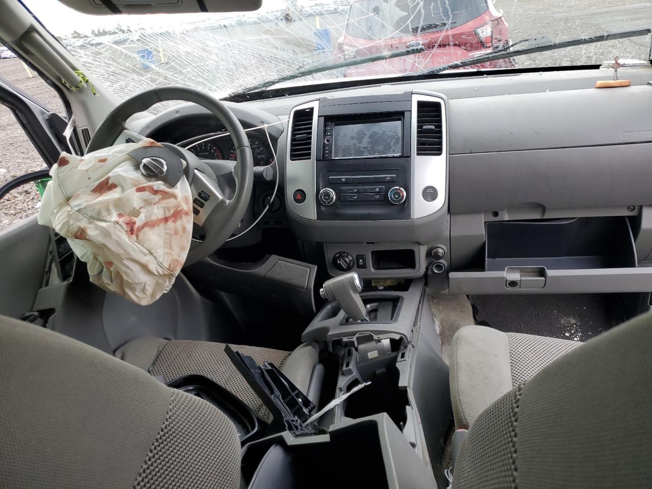 2016 NISSAN Frontier