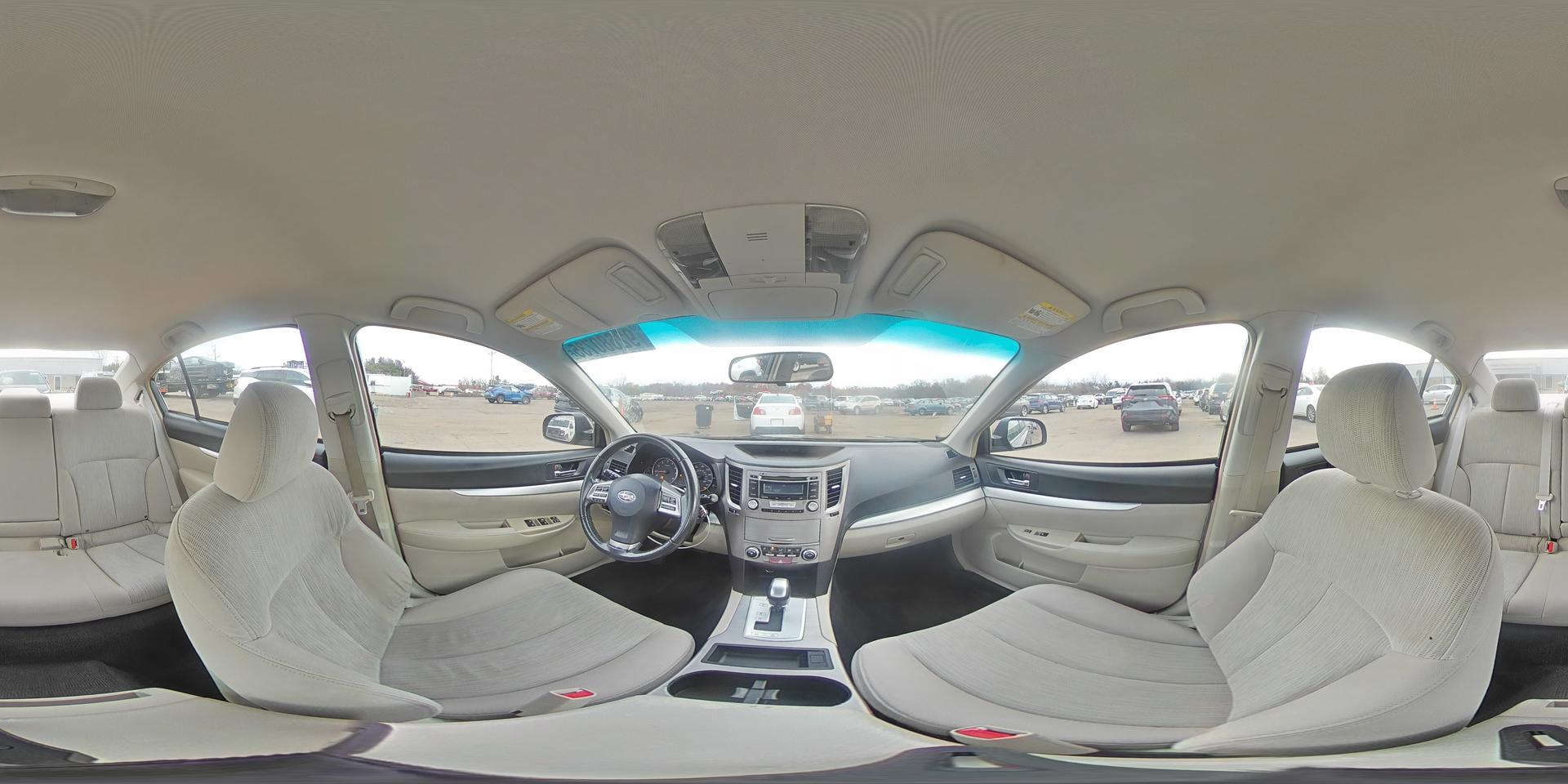 2013 SUBARU Legacy