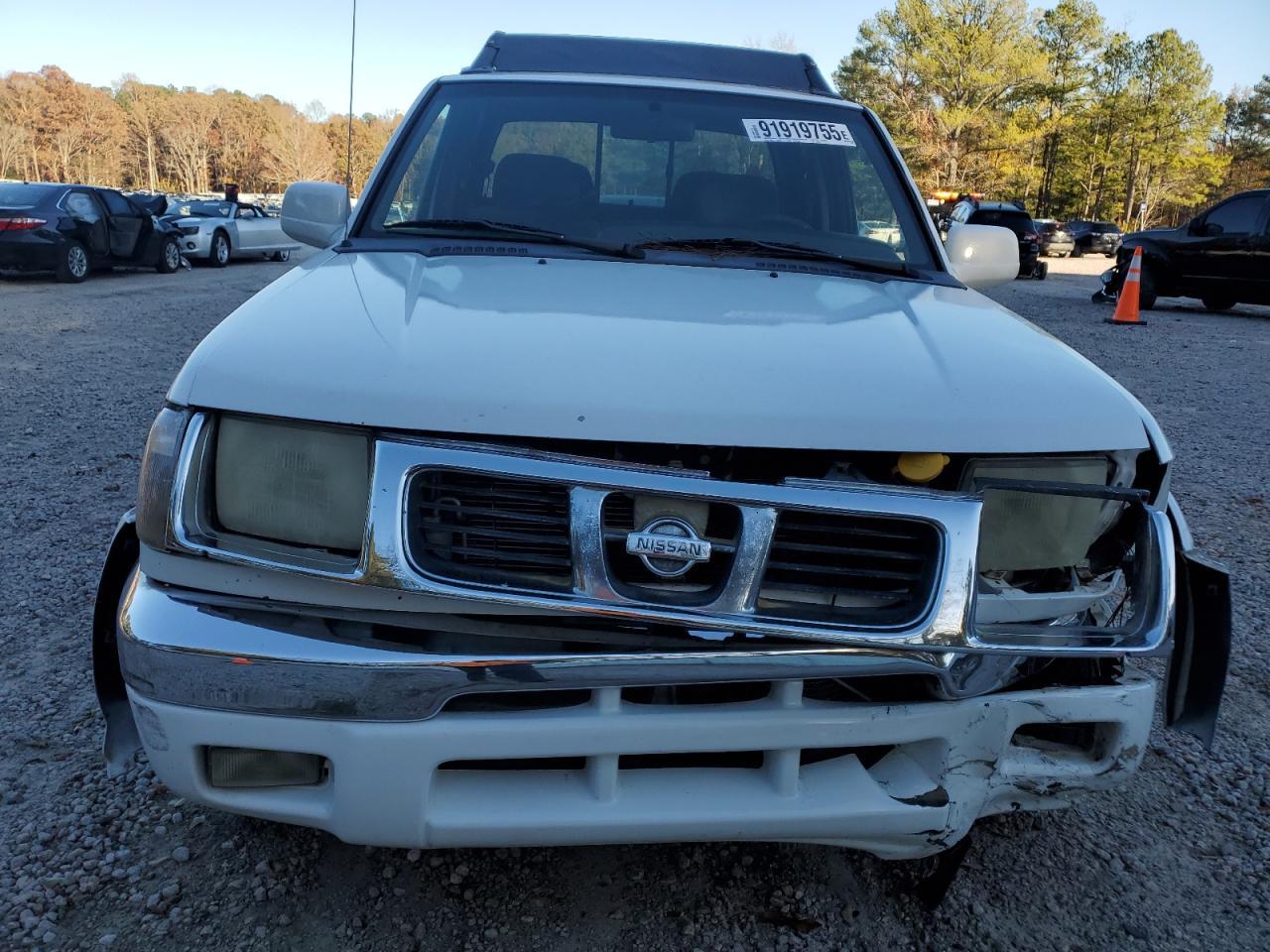 2000 NISSAN Frontier