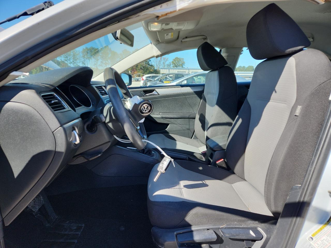 2017 VOLKSWAGEN JETTA