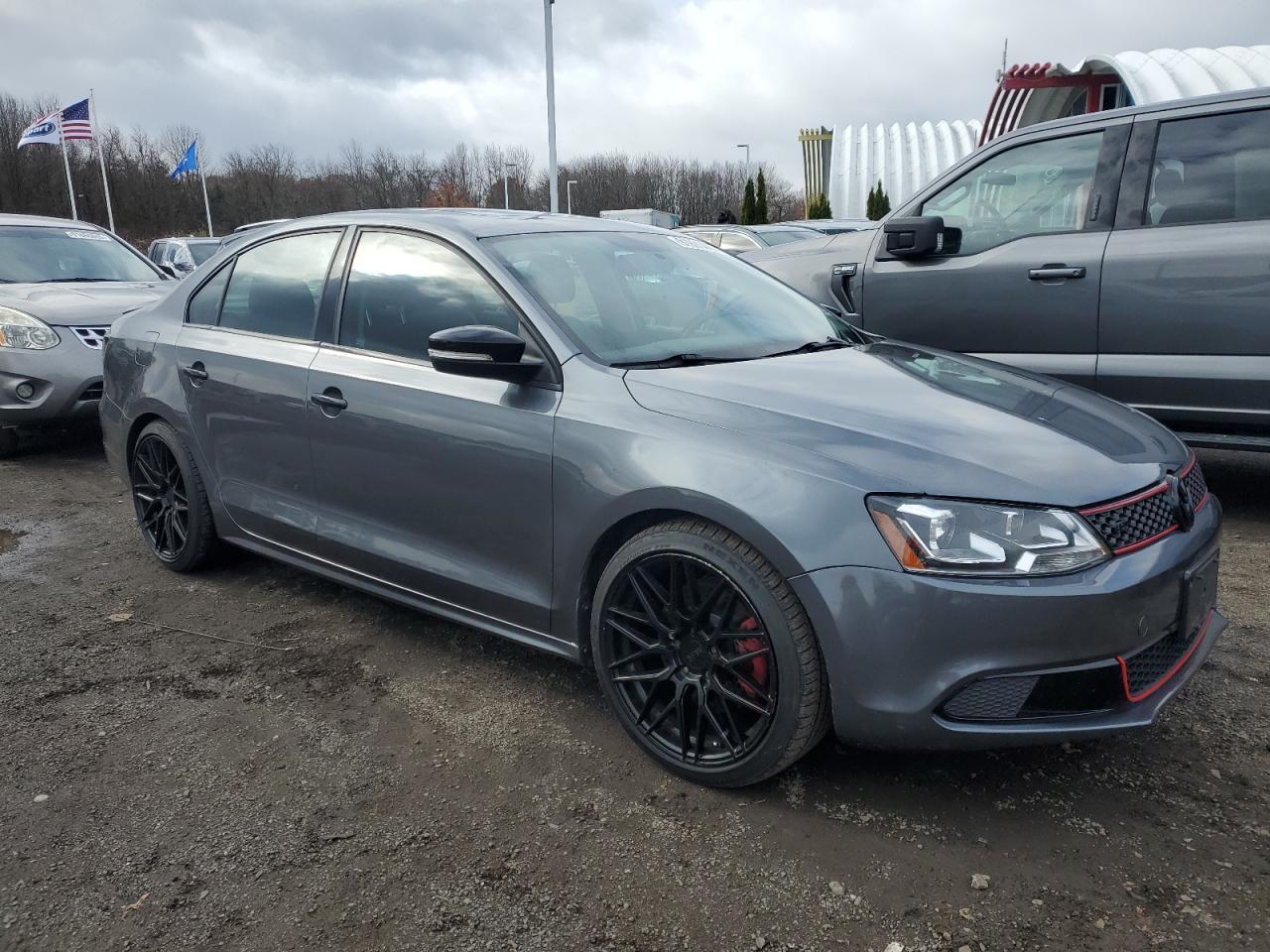 2012 VOLKSWAGEN JETTA