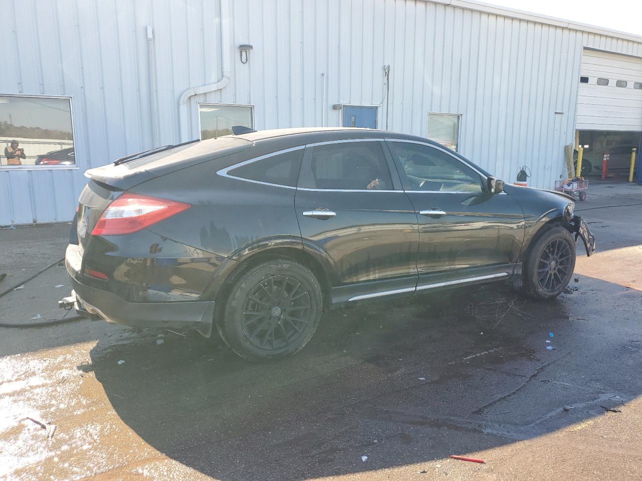 2015 HONDA Crosstour