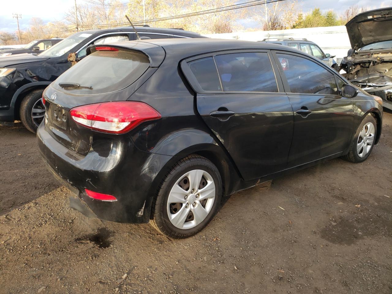 2016 KIA FORTE