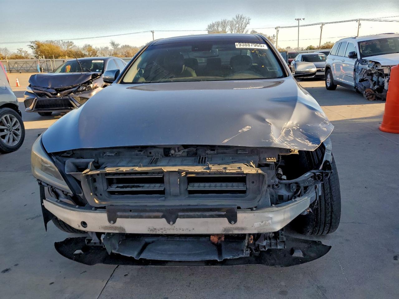 2015 HYUNDAI GENESIS