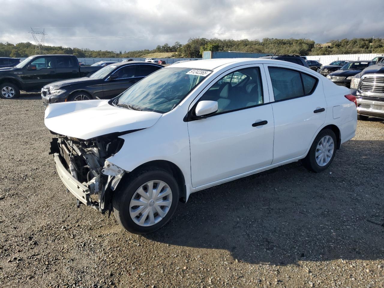 2018 NISSAN VERSA