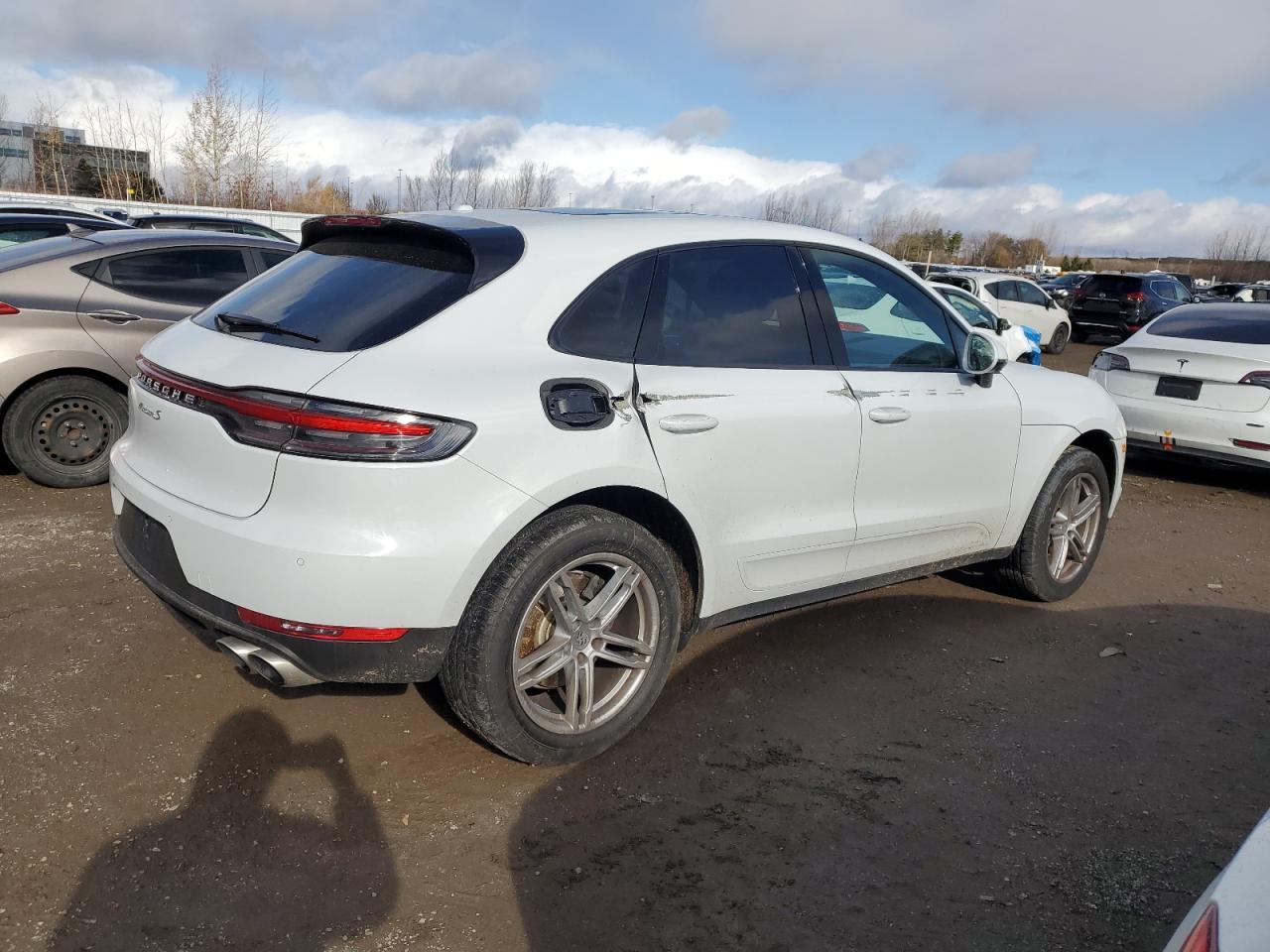 2021 PORSCHE Macan