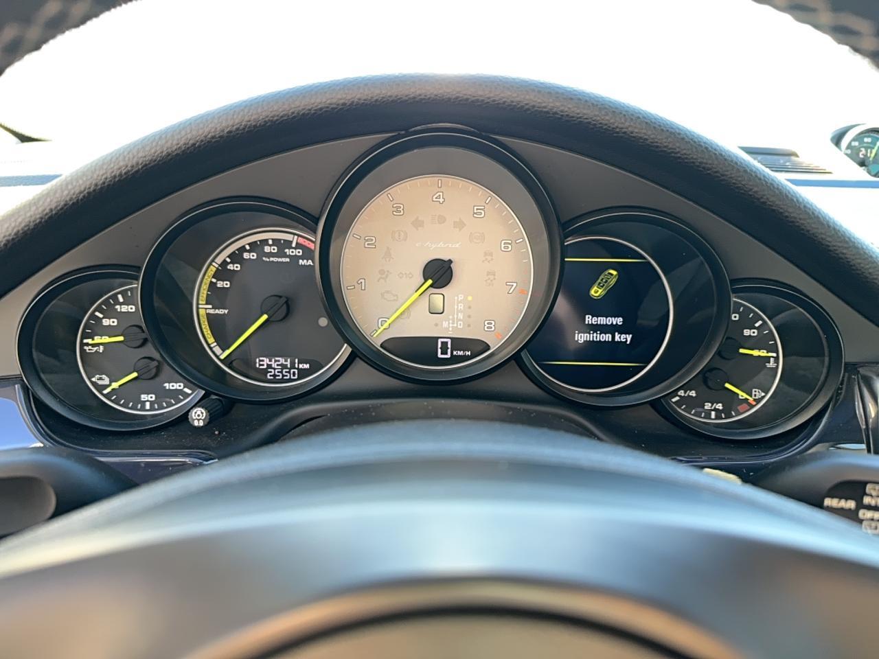 2014 PORSCHE Panamera