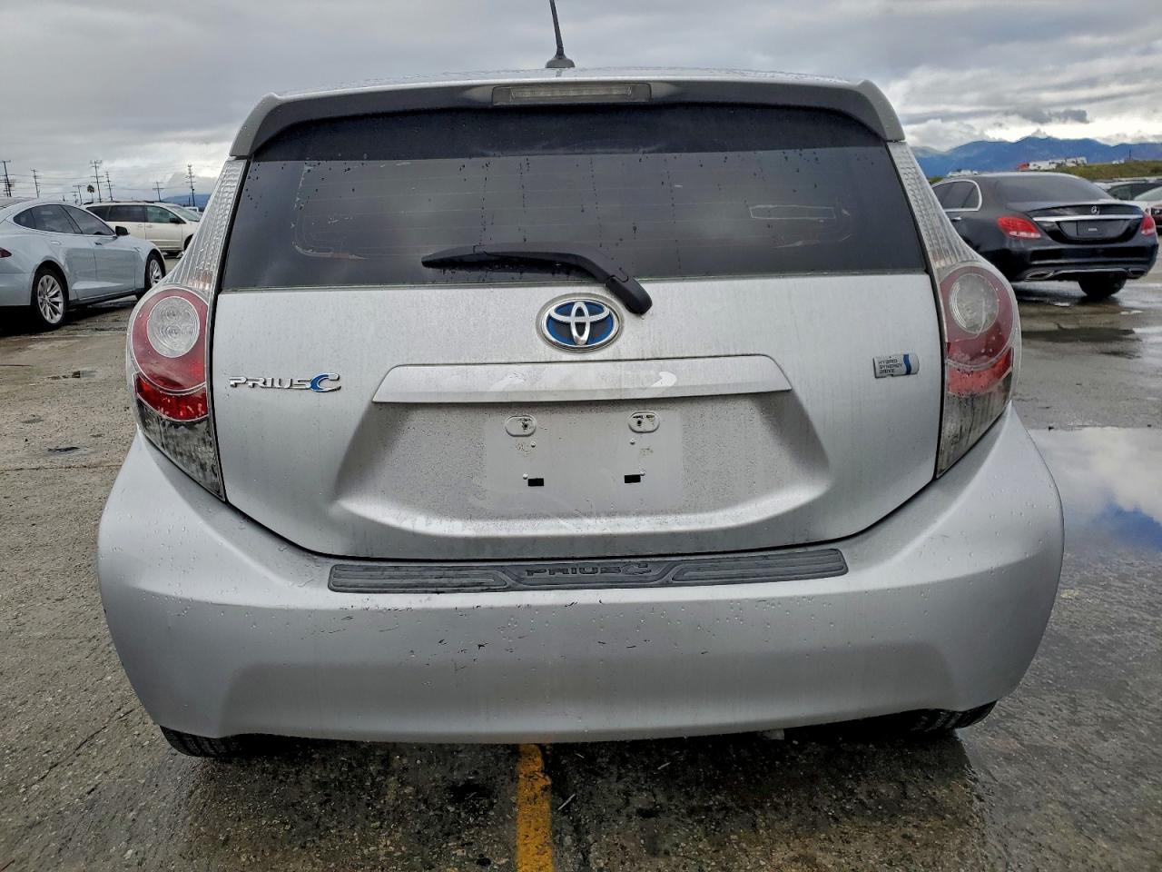 2012 TOYOTA Prius c