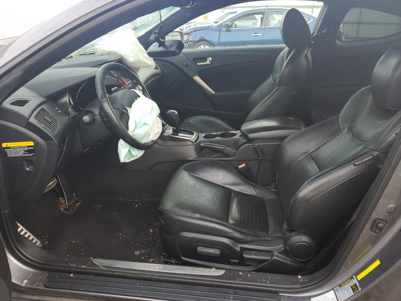 2013 HYUNDAI GENESIS