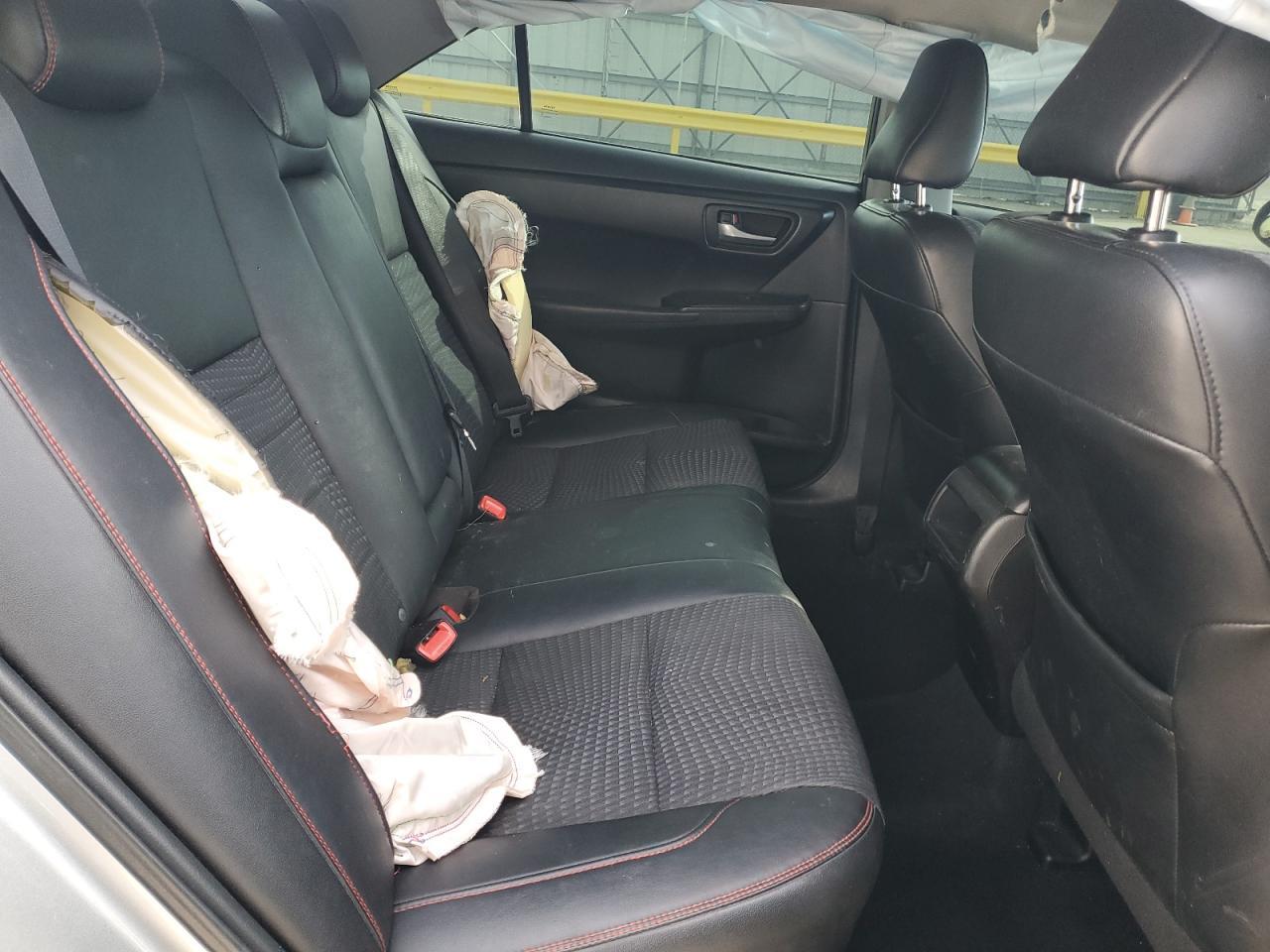 2015 TOYOTA CAMRY