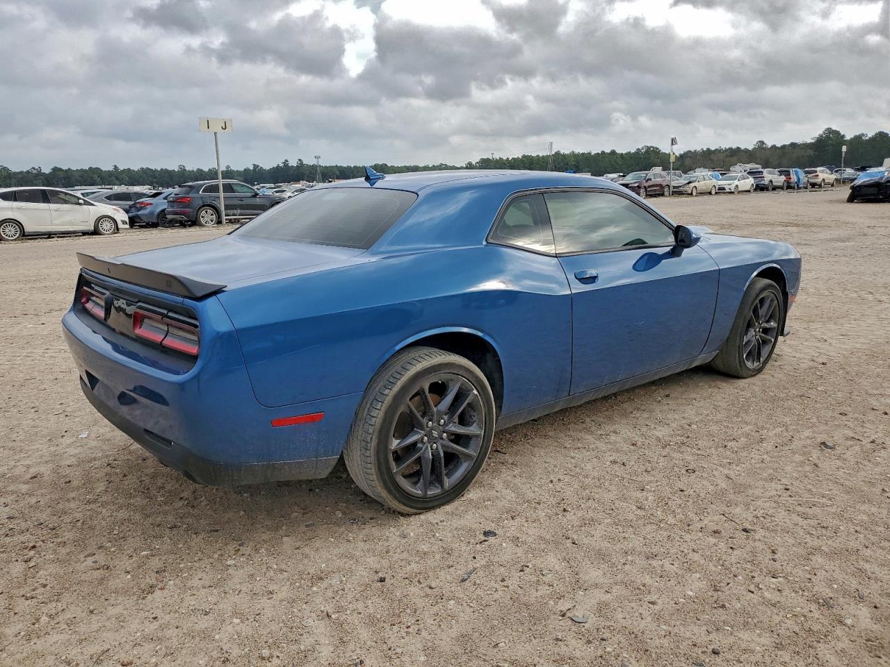 2022 DODGE Challenger
