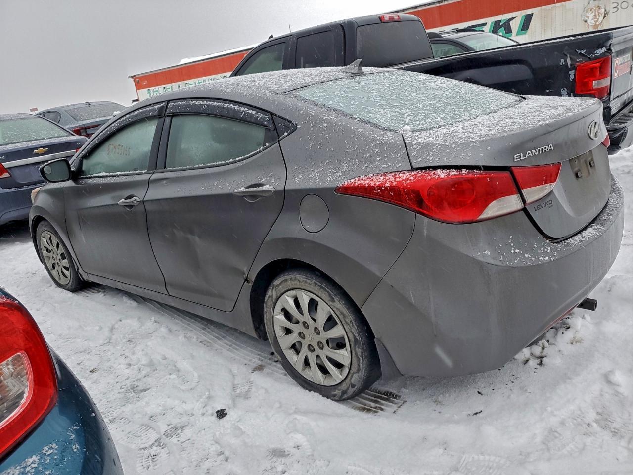 2012 HYUNDAI ELANTRA
