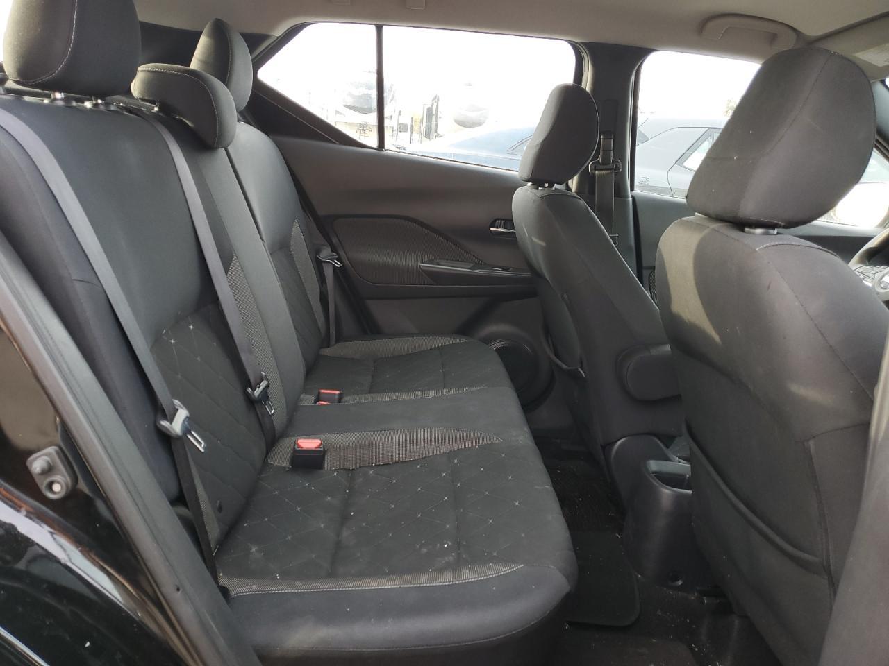 2019 NISSAN KICKS