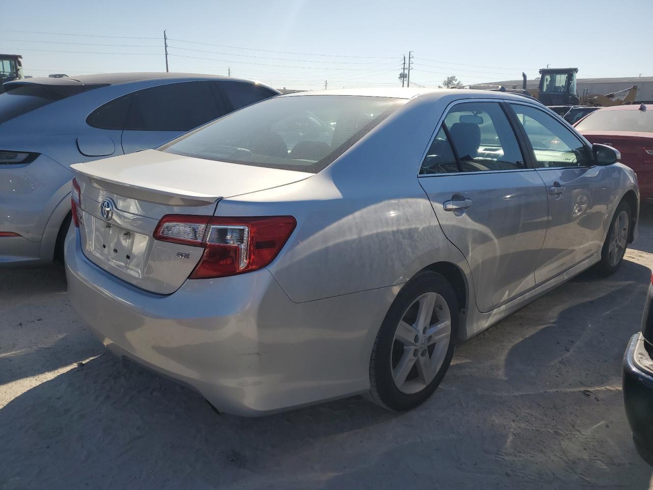 2014 TOYOTA CAMRY