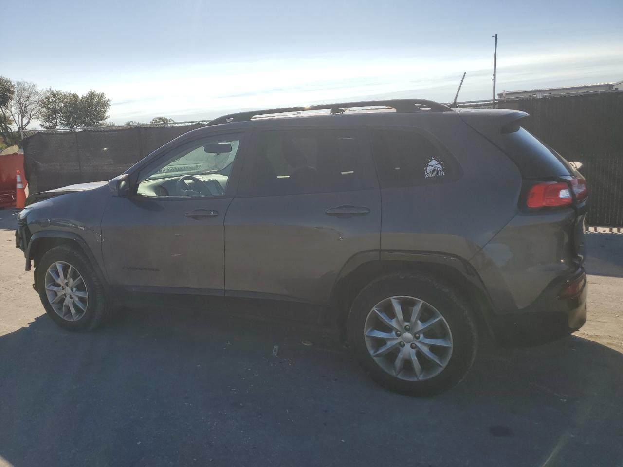2018 JEEP CHEROKEE