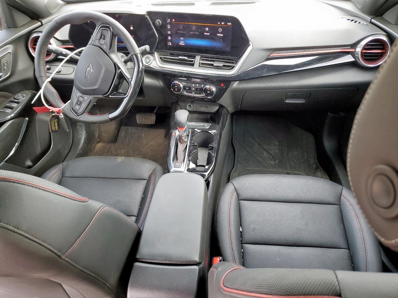 2025 CHEVROLET TRAX