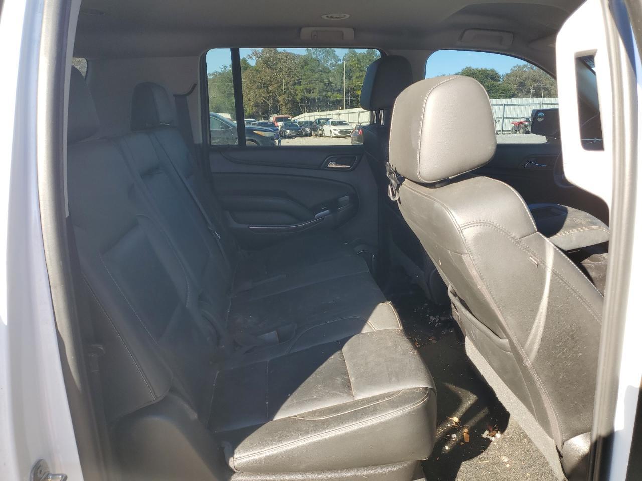 2018 CHEVROLET Suburban