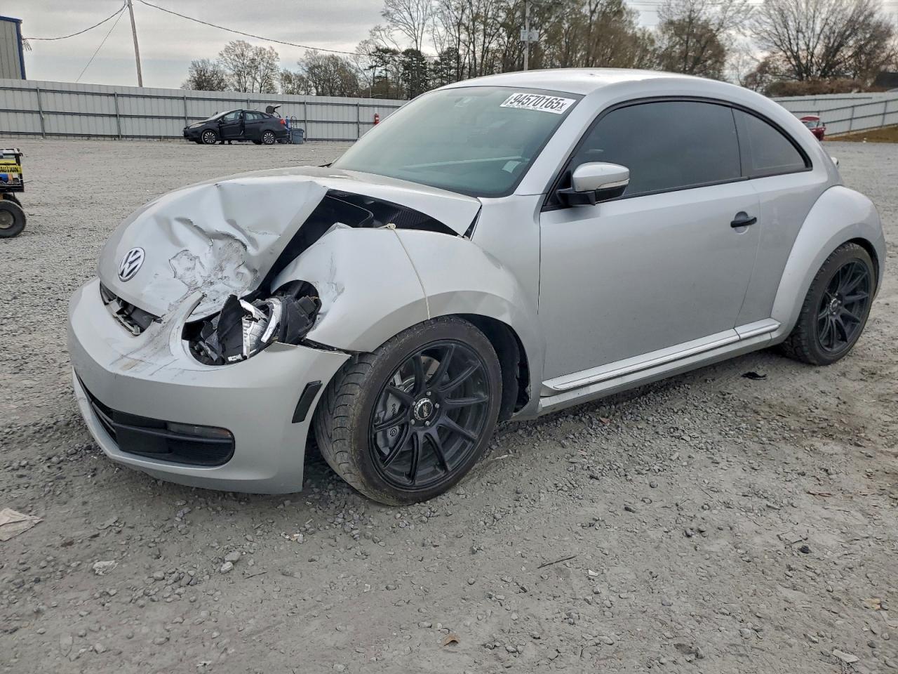 2015 VOLKSWAGEN Beetle