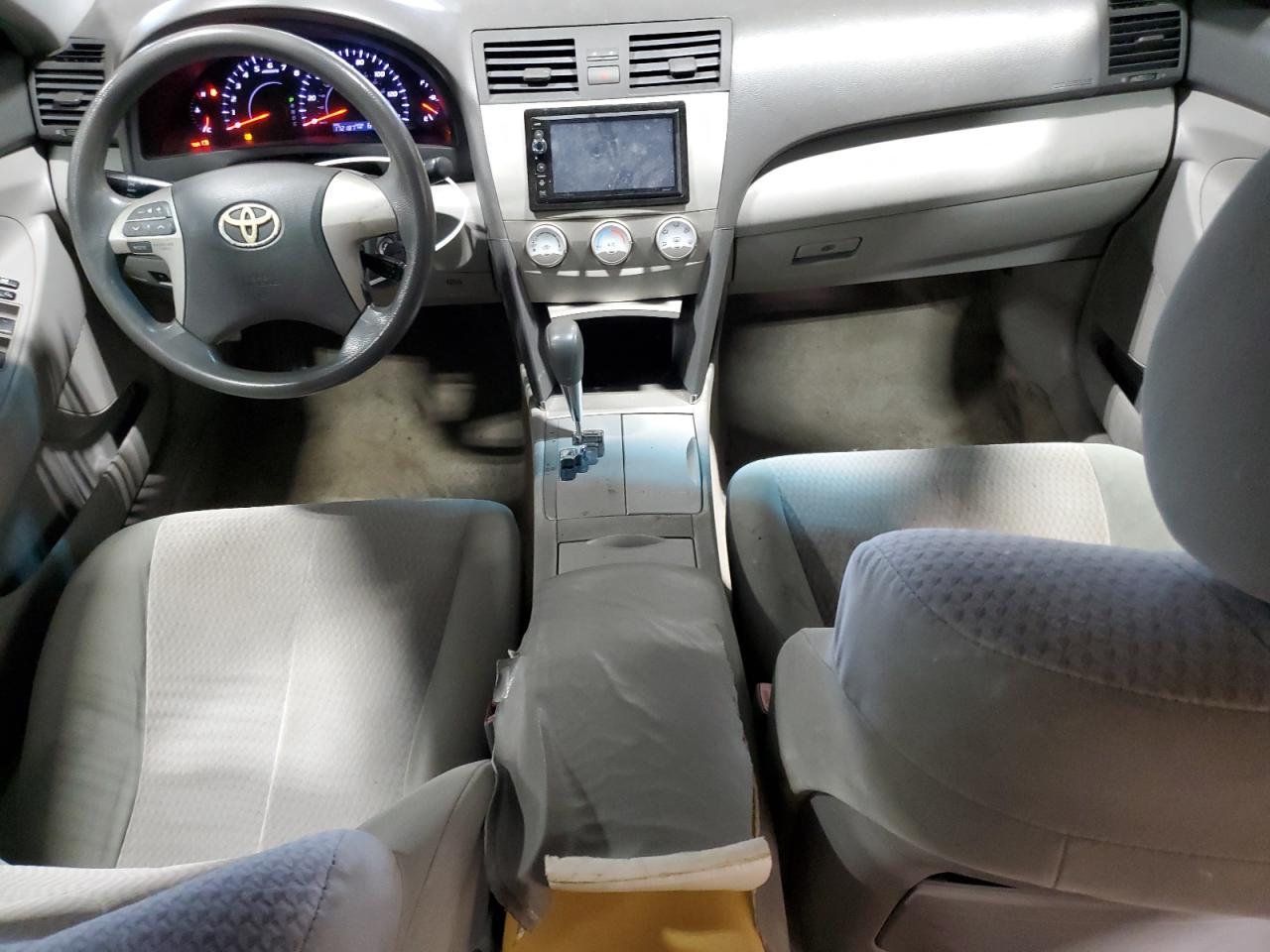 2011 TOYOTA CAMRY