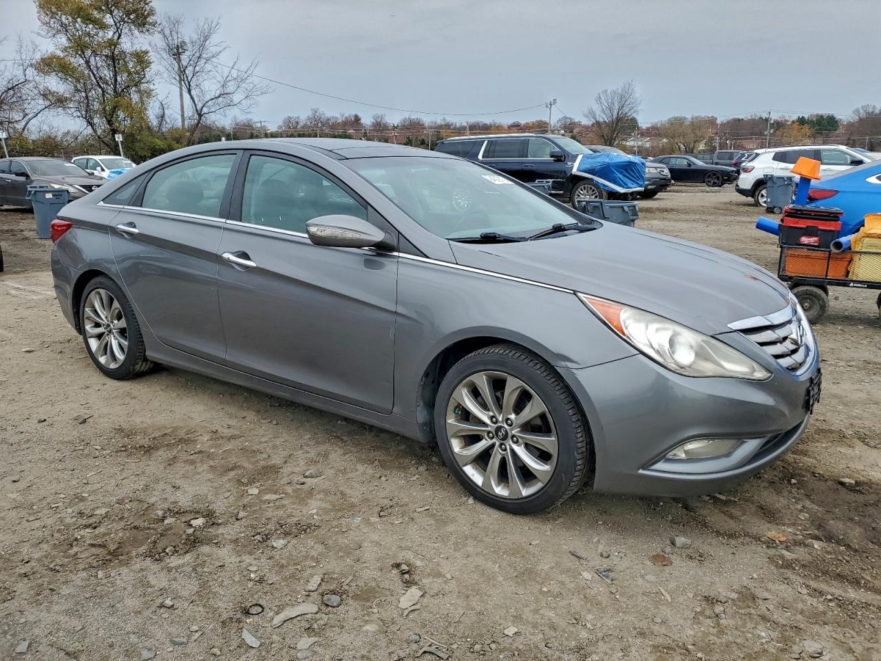 2013 HYUNDAI SONATA