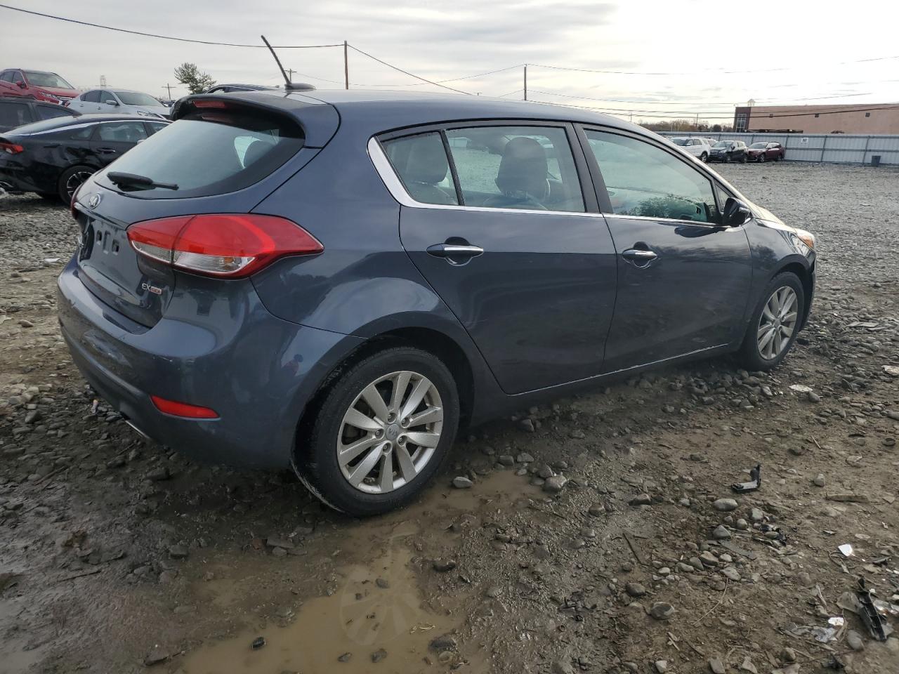 2014 KIA FORTE