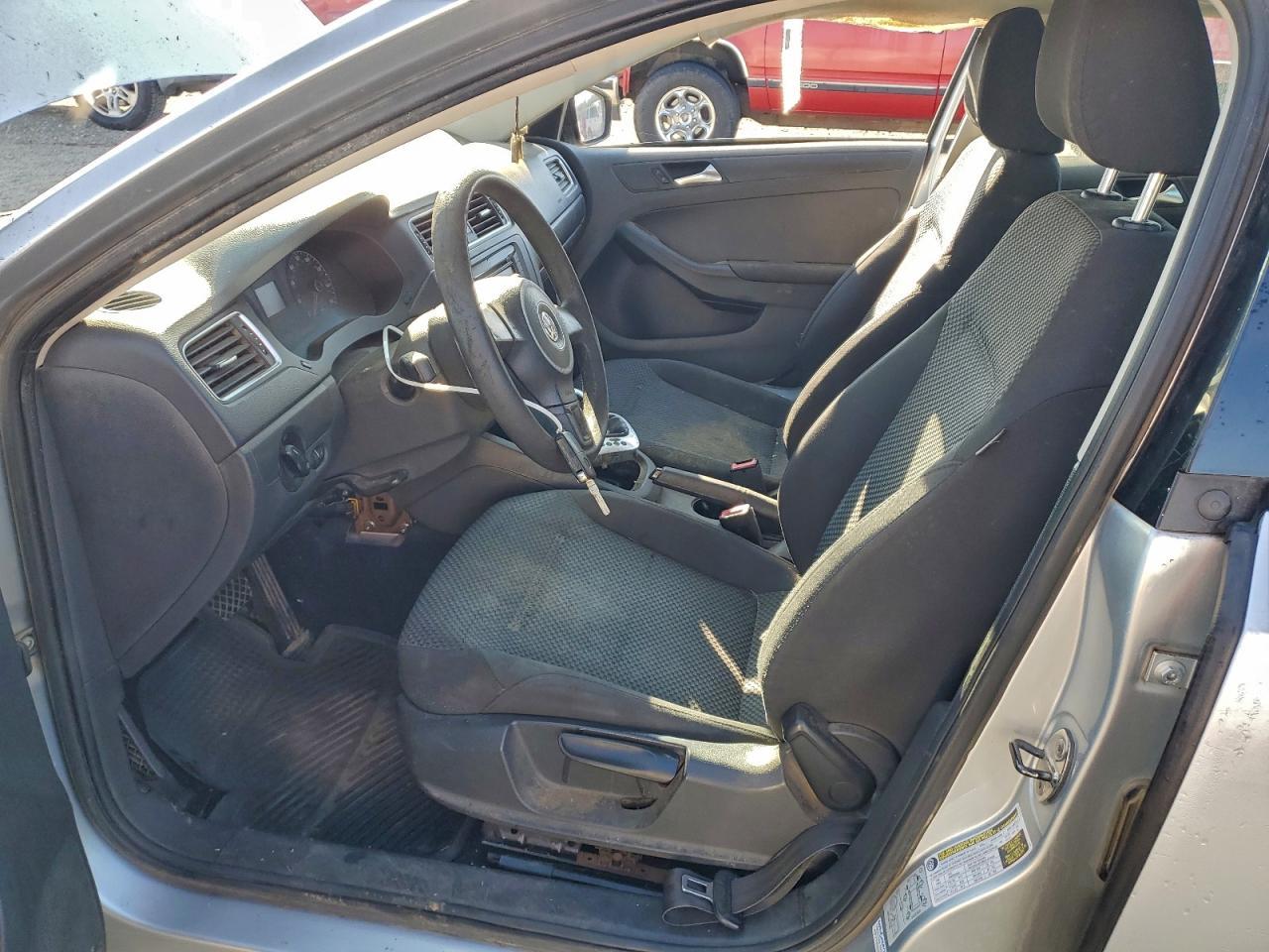 2012 VOLKSWAGEN JETTA