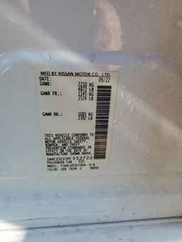 2023 NISSAN LEAF