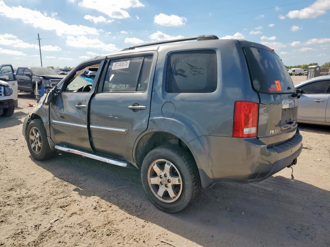 2011 HONDA PILOT