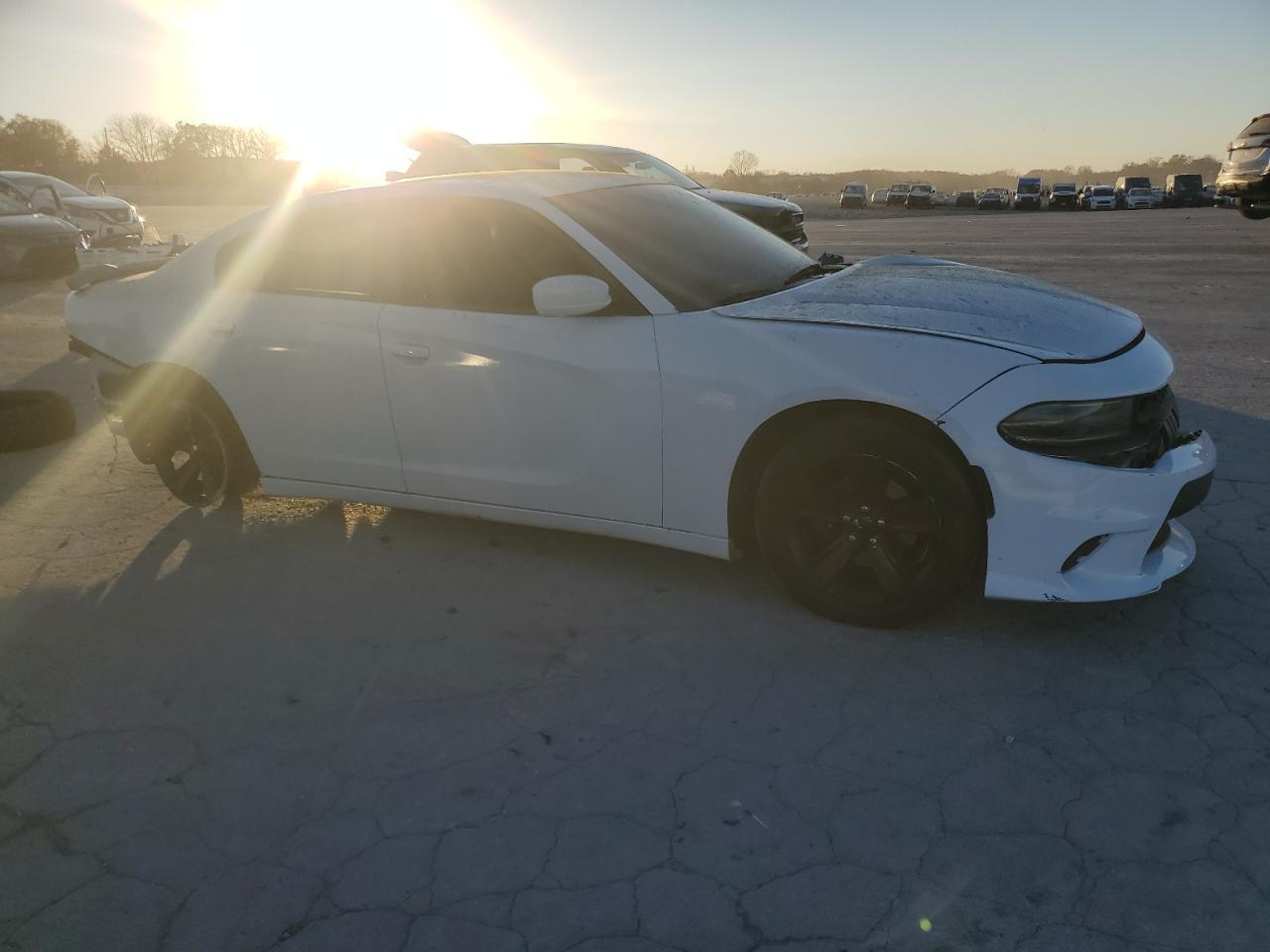 2016 DODGE CHARGER