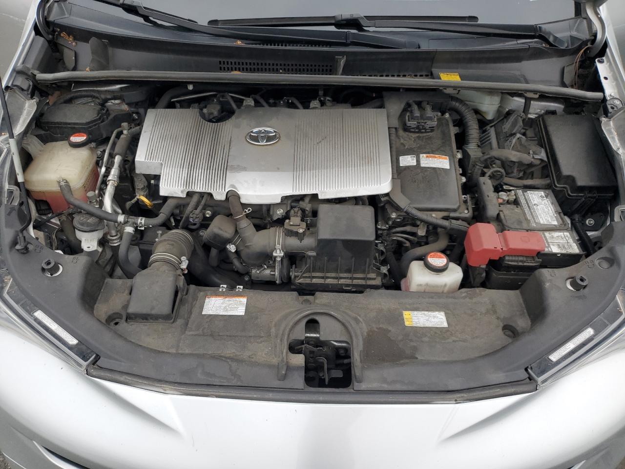 2016 TOYOTA PRIUS